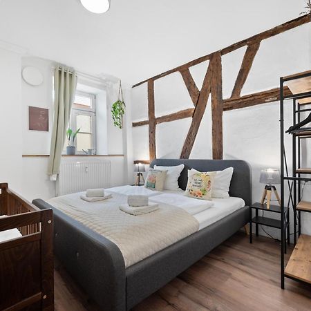 Backhome - Business&Family - Fantastische Schlosslage, Smarttv, Netflix, 50Qm, 24H Checkin - Apartment 1 Ludwigsburg Exterior foto