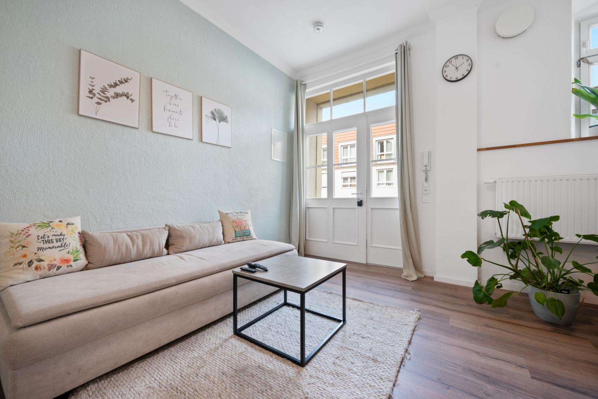 Backhome - Business&Family - Fantastische Schlosslage, Smarttv, Netflix, 50Qm, 24H Checkin - Apartment 1 Ludwigsburg Exterior foto