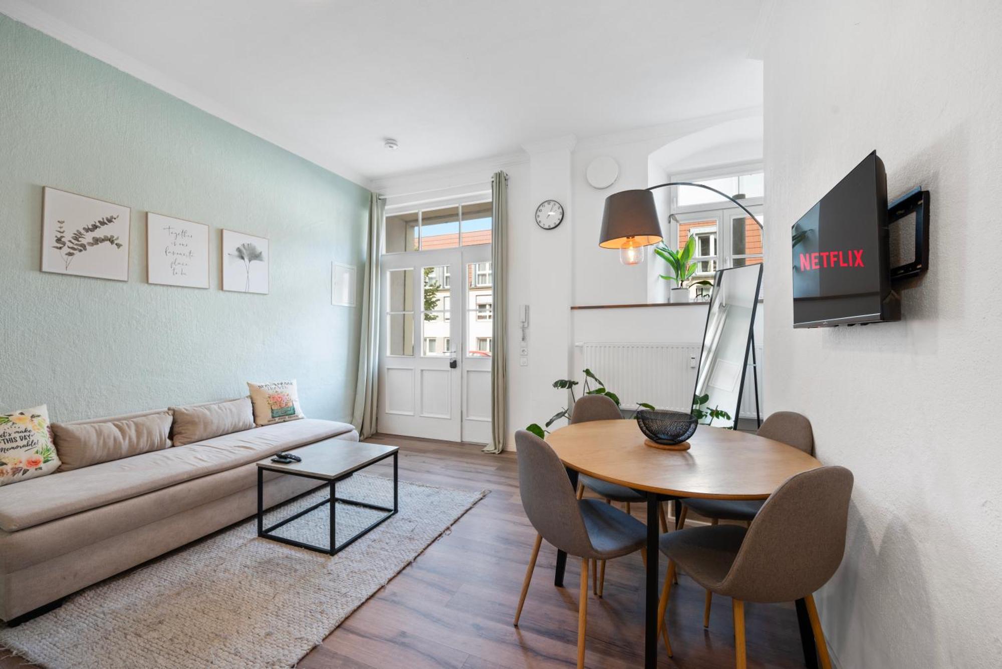 Backhome - Business&Family - Fantastische Schlosslage, Smarttv, Netflix, 50Qm, 24H Checkin - Apartment 1 Ludwigsburg Exterior foto